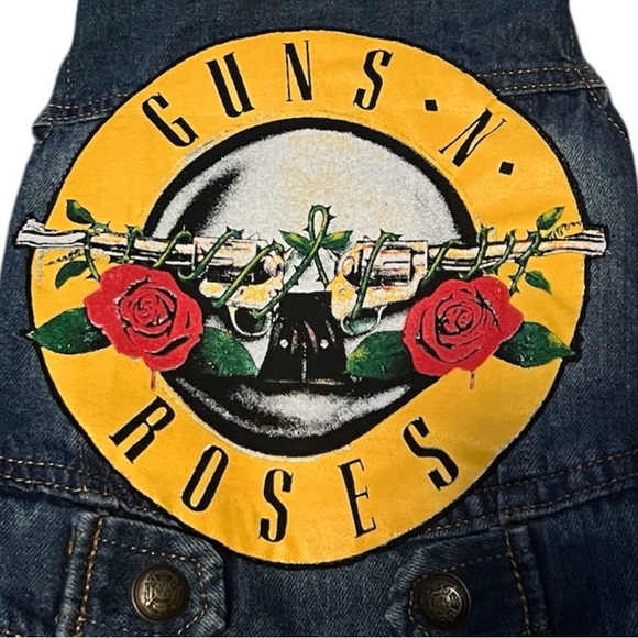 Flower Pup Distressed Guns and Roses Denim Jacket - Picture 3 of 4